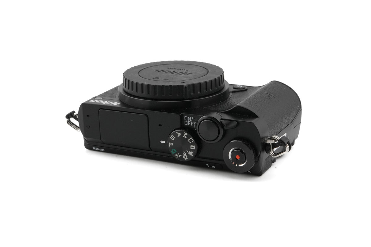 Nikon 1 J5