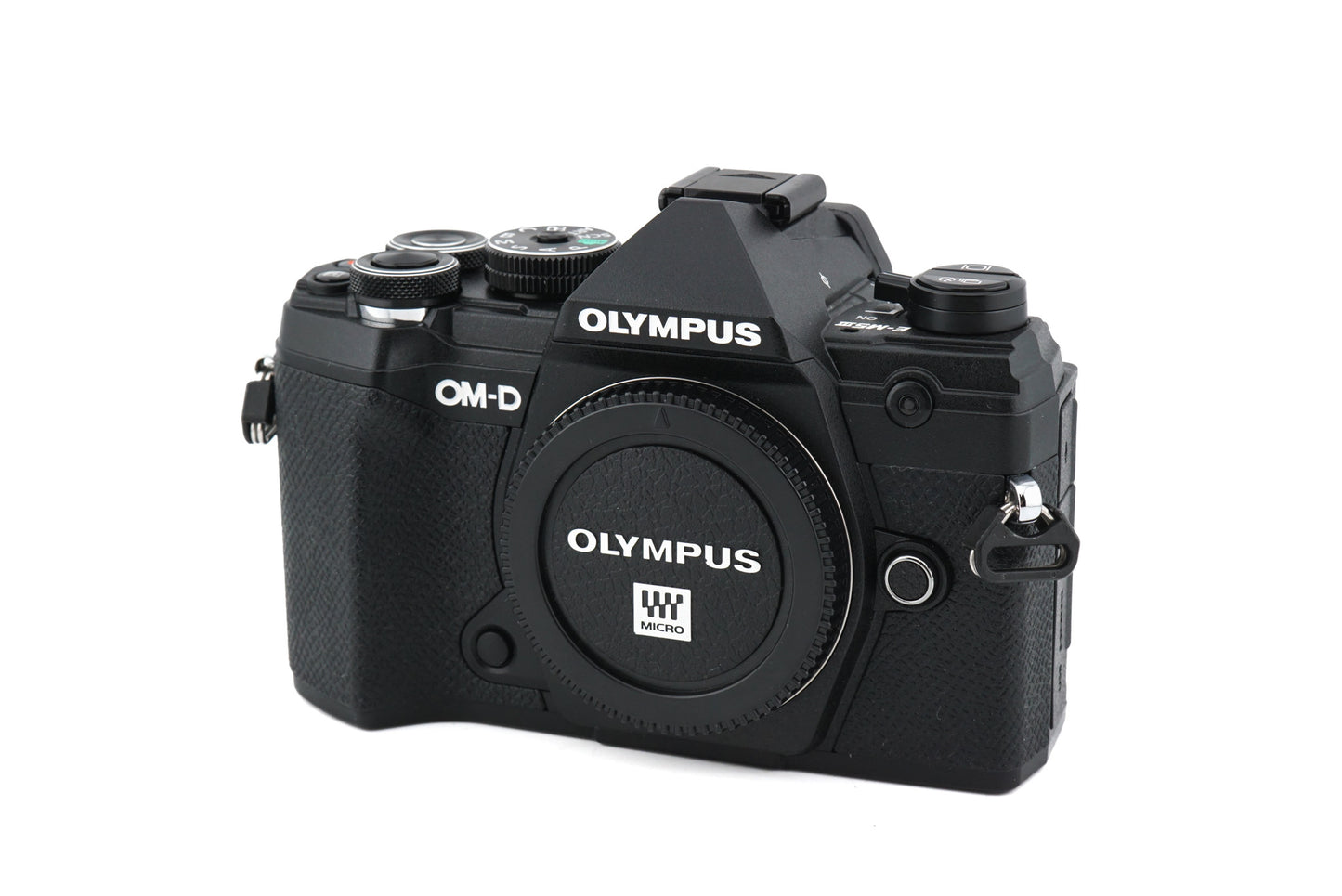Olympus OM-D E-M5 Mark III + FL-LM3