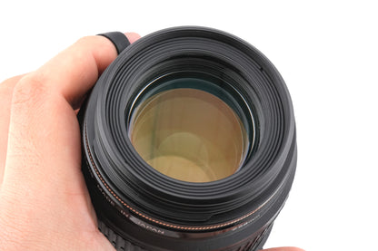 Canon 100mm f2.8 Macro USM