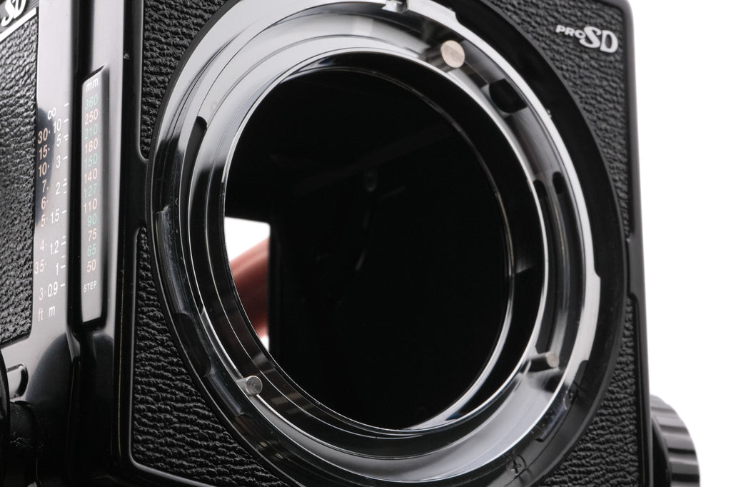 Mamiya RB67 Pro SD + Waist Level Finder