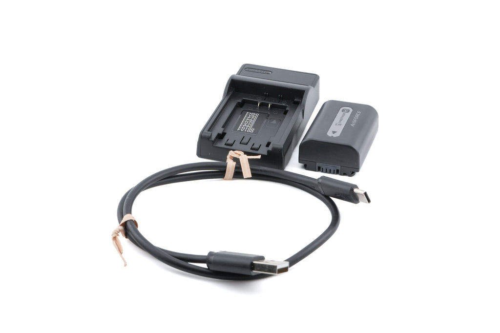 Sony Handycam HDR-CX105E