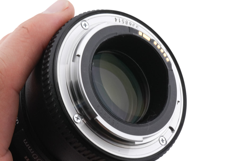Canon 100mm f2.8 L Macro IS USM