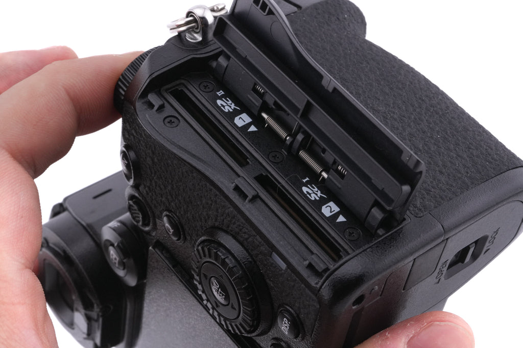 Panasonic Lumix DC-S5
