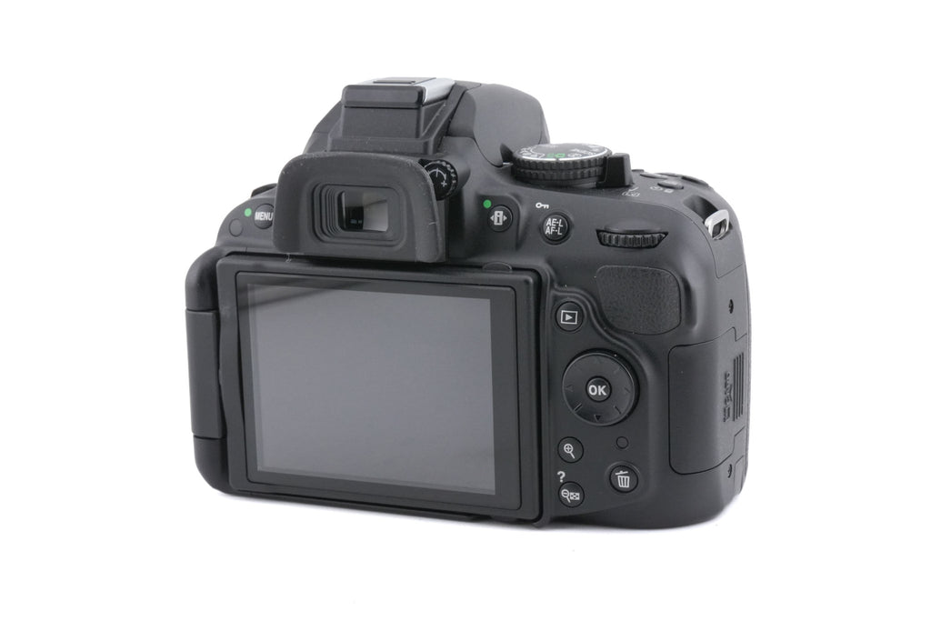Nikon D5200