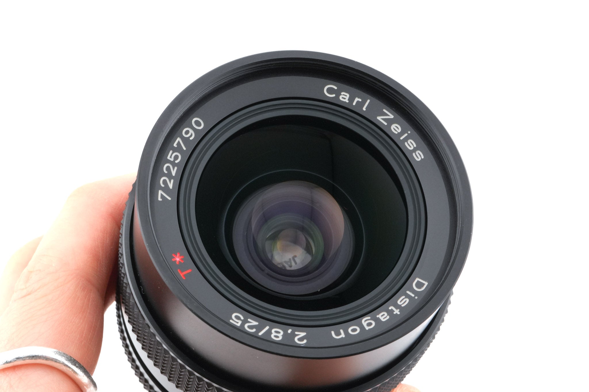Carl Zeiss 25mm f2.8 Distagon T* (AE)