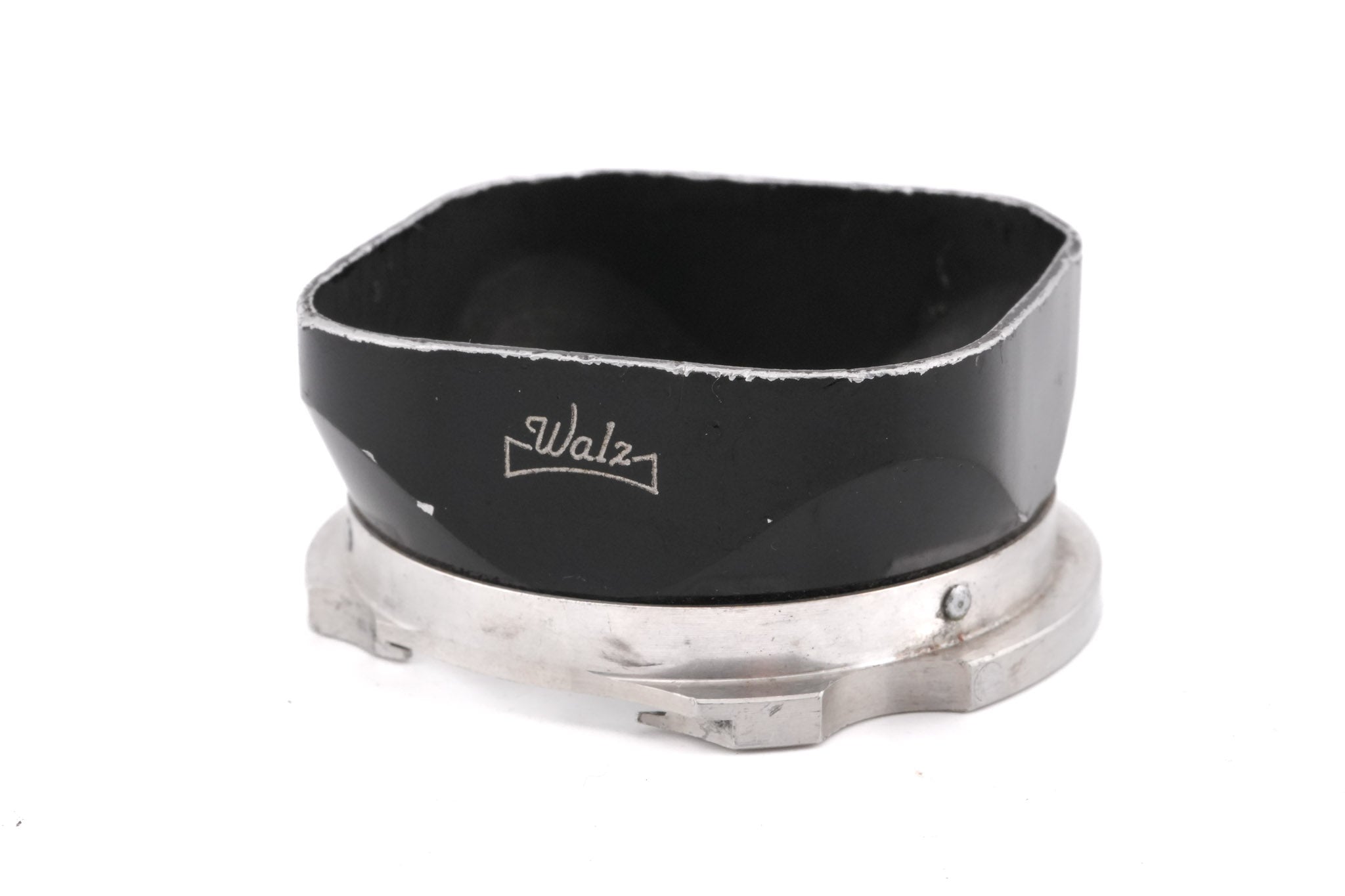 Walz Bay II Lens Hood - Accessory