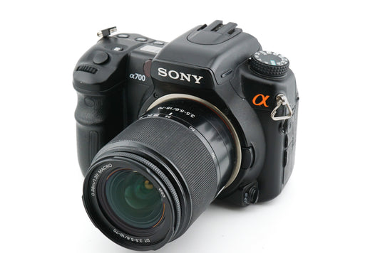 Sony A700 + 18-70mm f3.5-5.6 DT Macro