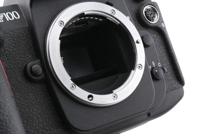 Nikon F100