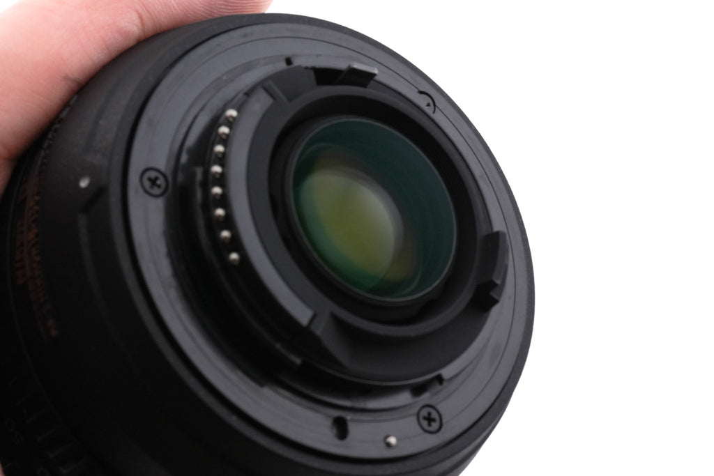 Nikon 18-135mm f3.5-5.6 AF-S Nikkor G ED