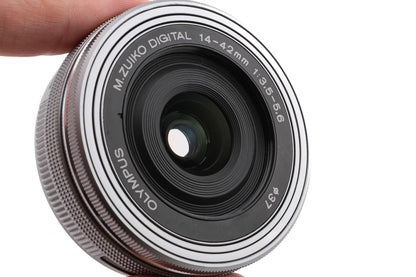Olympus 14-42mm f3.5-5.6 M.Zuiko Digital EZ ED MSC