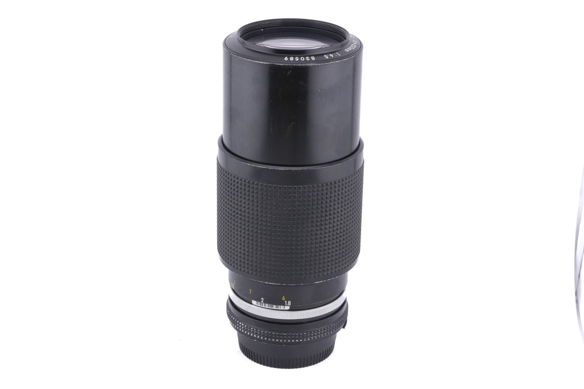 Nikon 80-200mm f4.5 Zoom-Nikkor AI