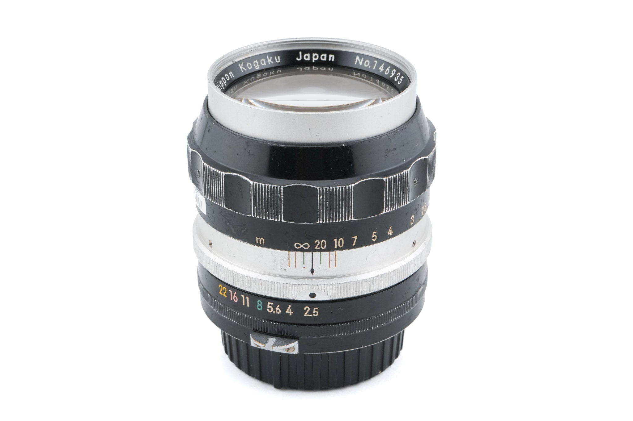 Nikon 105mm f2.5 Nikkor-P Auto Pre-AI