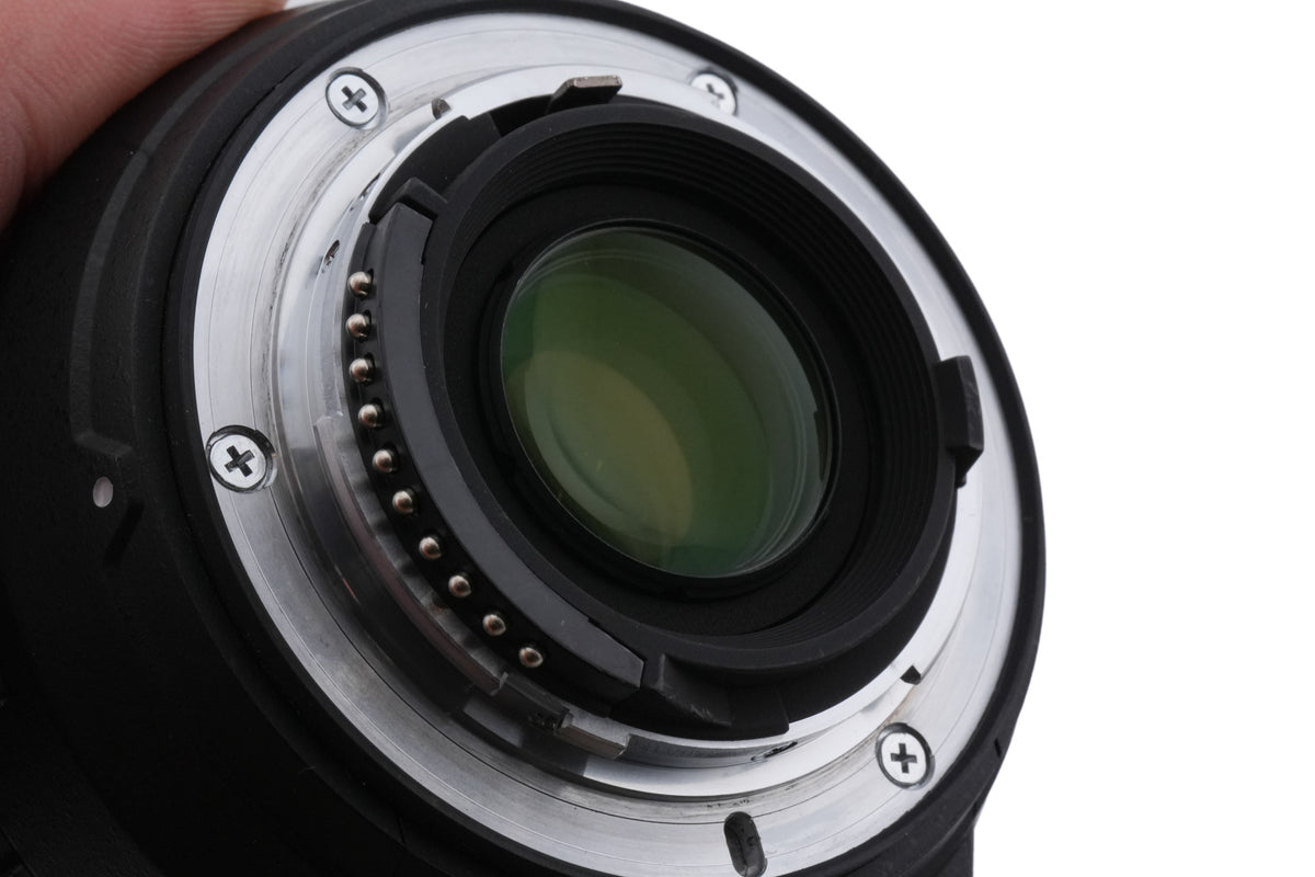 Nikon 18-200mm f3.5-5.6 AF-S Nikkor G ED VR