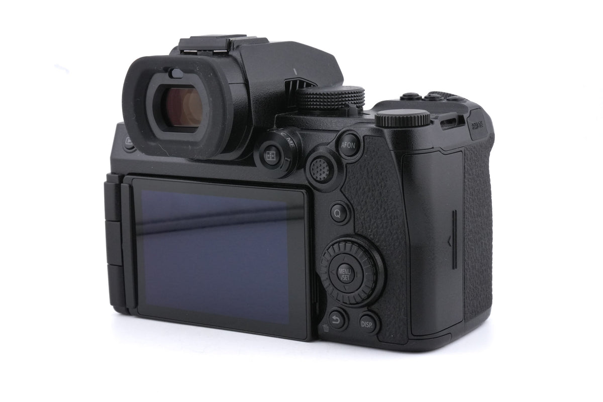 Panasonic Lumix DC-S5 IIX