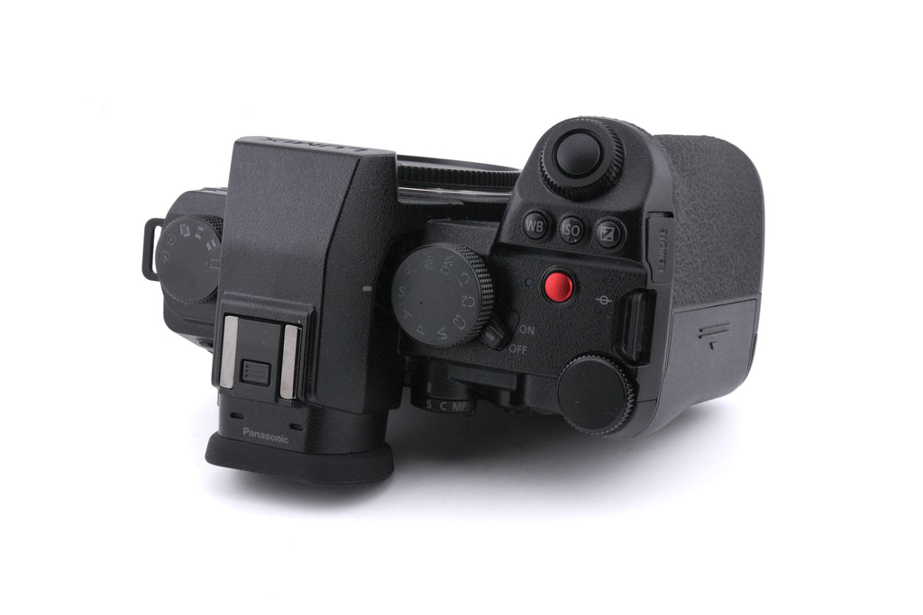 Panasonic Lumix DC-S5 IIX