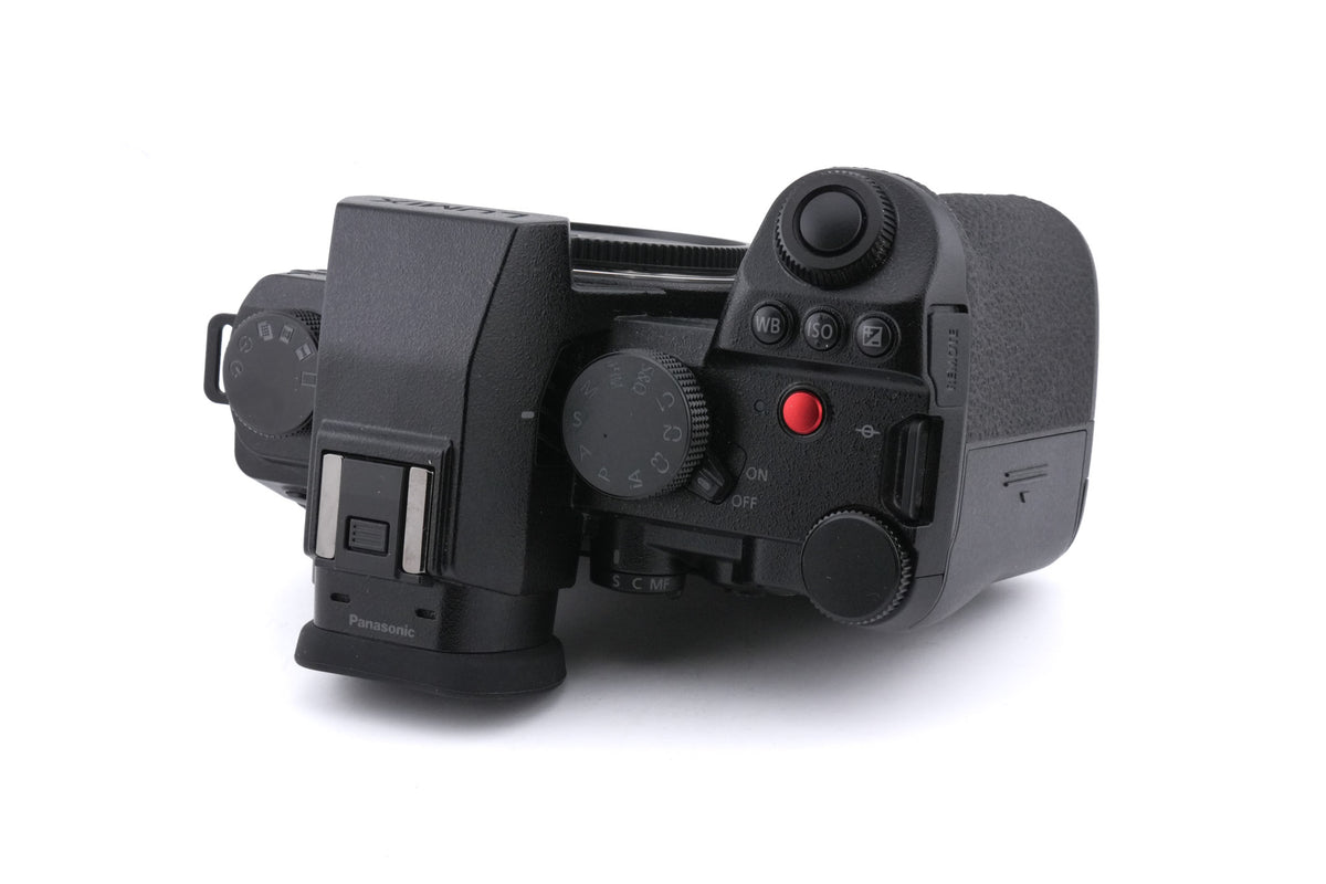 Panasonic Lumix DC-S5 IIX