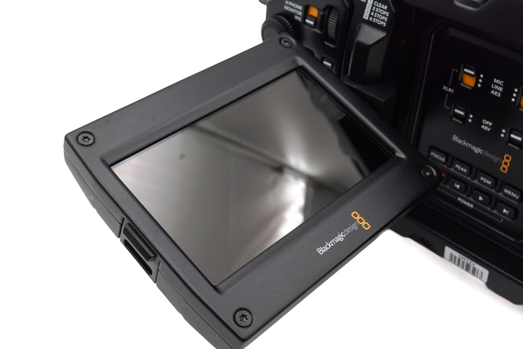 Blackmagic URSA Mini Pro 12K OLPF + Ursa Viewfinder