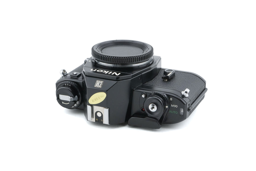 Nikon EM