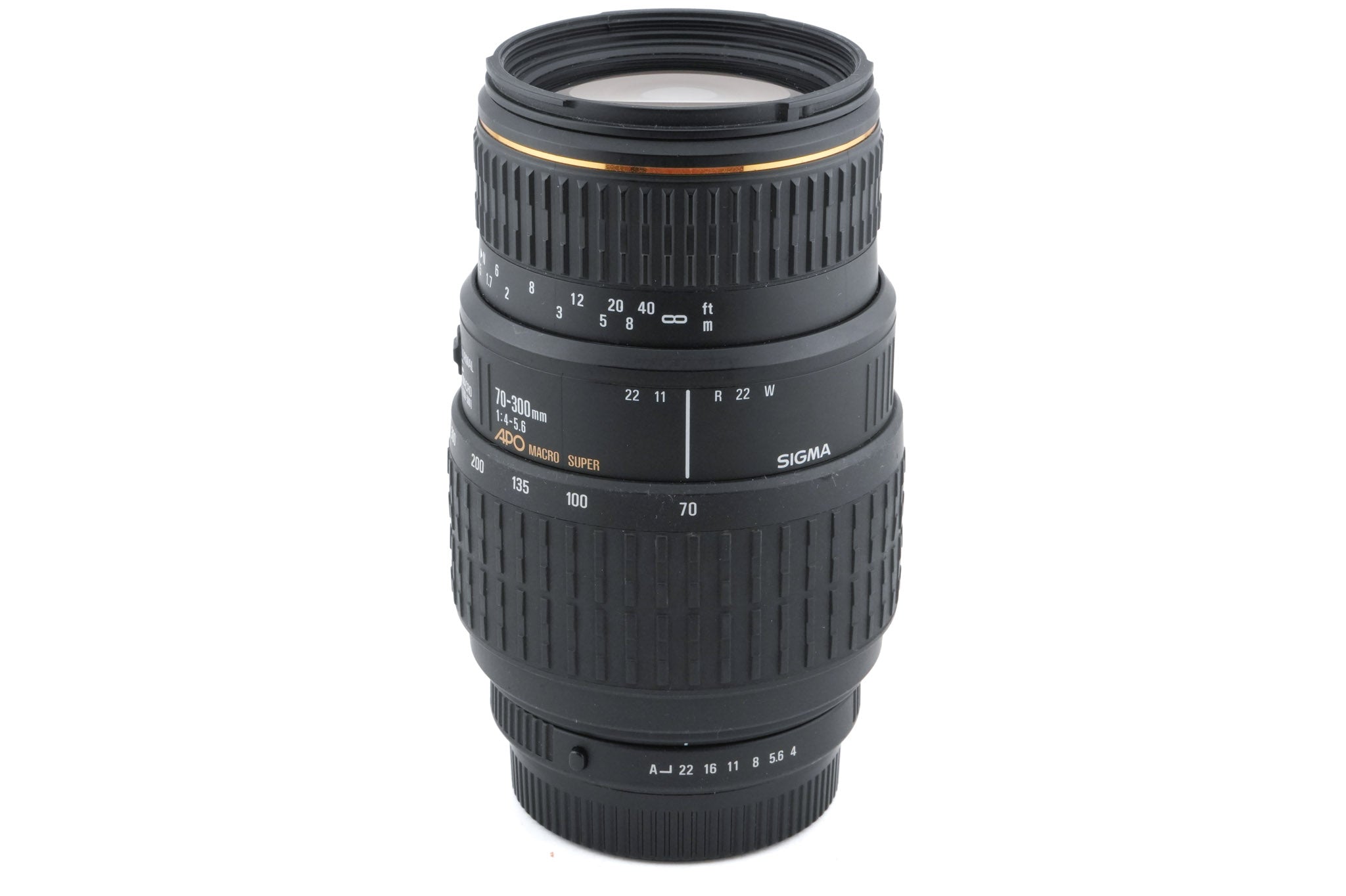 Sigma 70-300mm f4-5.6 APO Macro Super