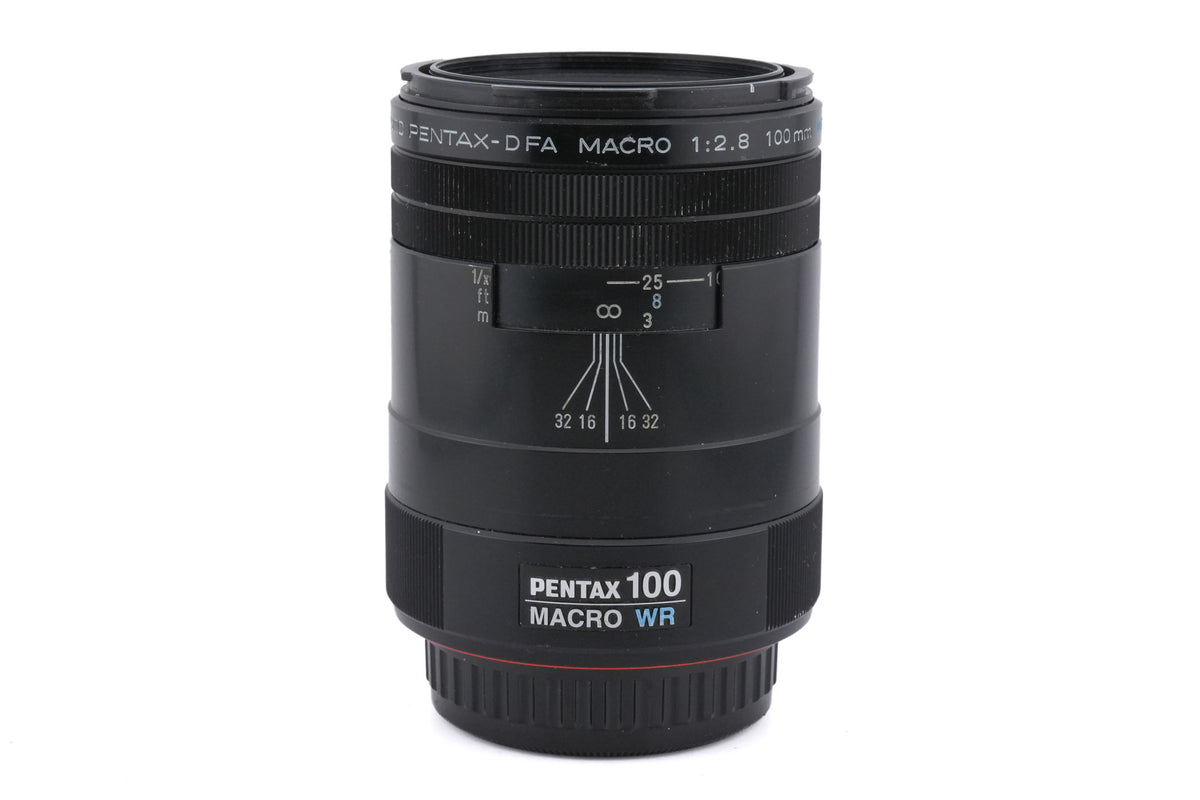 Pentax 100mm f2.8 SMC Pentax-D FA Macro WR