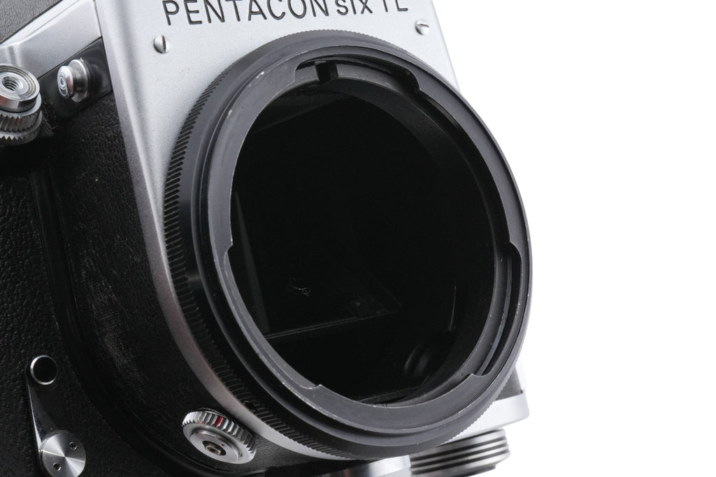 Pentacon Six TL + Praktisix/Pentacon Six Waist Level Finder