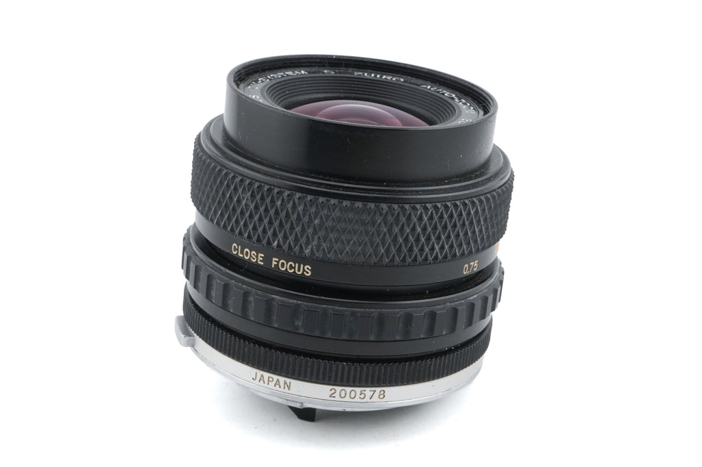 Olympus 35-70mm f3.5-4.5 S Zuiko Auto-Zoom