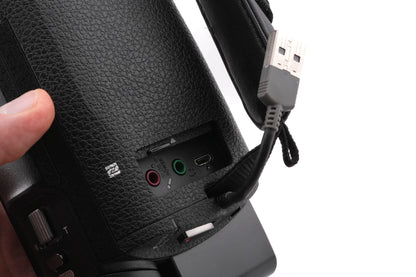 Sony Handycam FDR-AX33