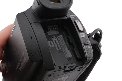 Sony Handycam FDR-AX33