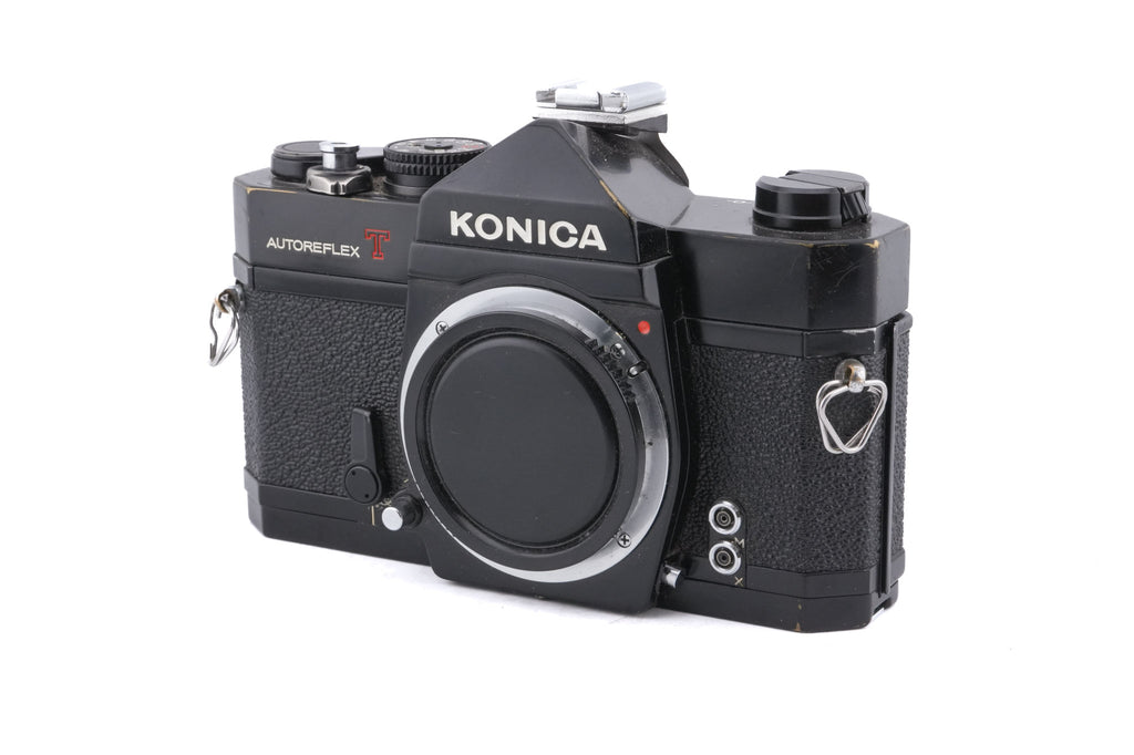 Konica Autoreflex T2