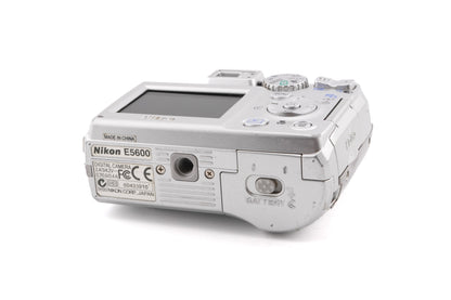 Nikon Coolpix 5600