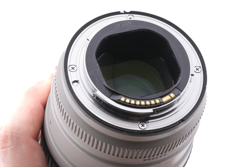 Canon 70-200mm f2.8 L IS USM
