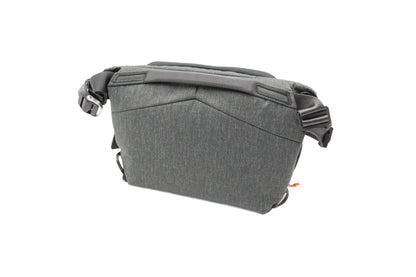Peak Design Everyday Sling 3L V2