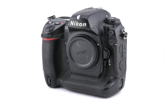 Nikon D2x