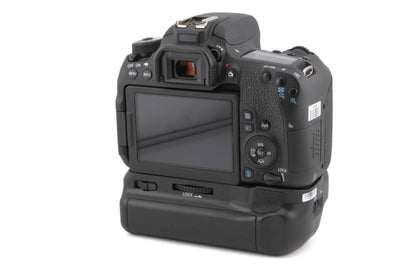 Canon EOS 77D + BG-1X Vertical Battery Grip