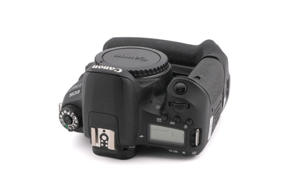 Canon EOS 77D + BG-1X Vertical Battery Grip