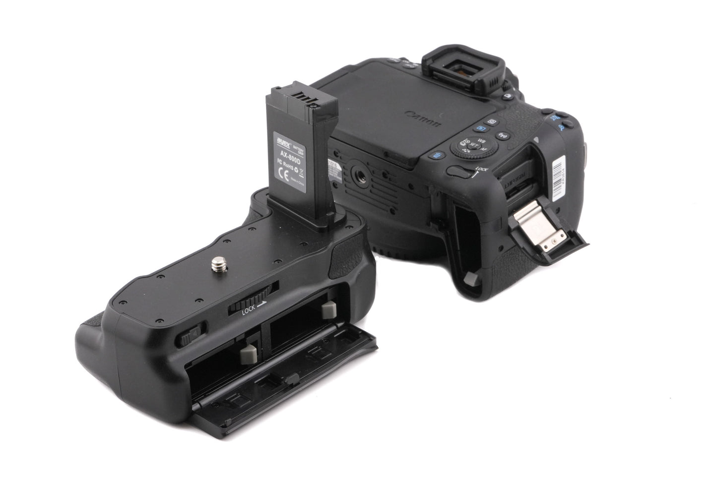 Canon EOS 77D + BG-1X Vertical Battery Grip