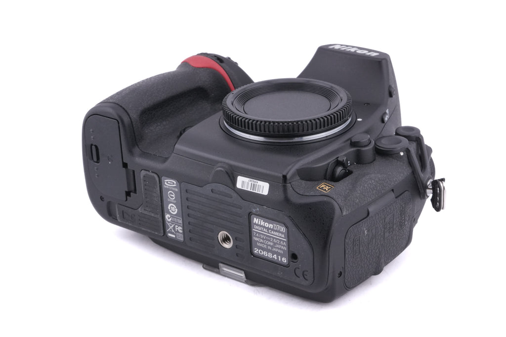 Nikon D700