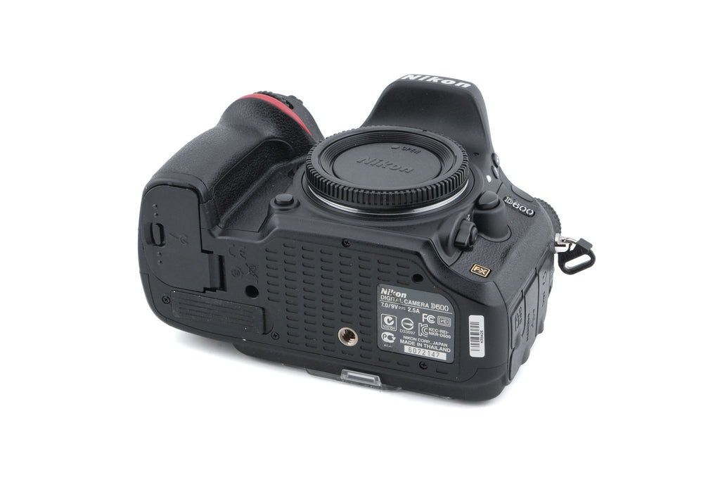 Nikon D600