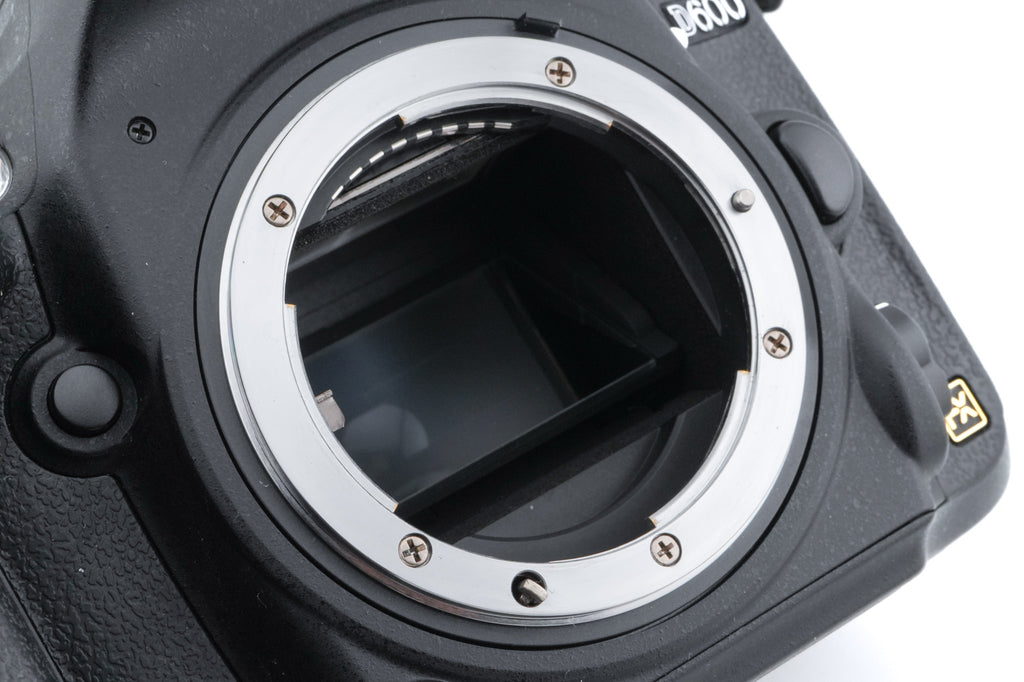Nikon D600