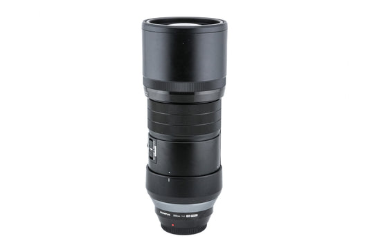 Olympus 300mm f4 M.Zuiko Digital Pro ED IS