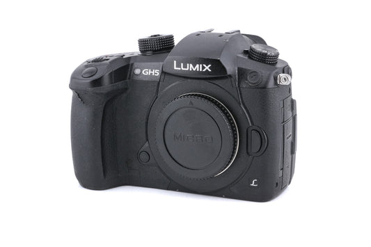 Panasonic Lumix DC-GH5
