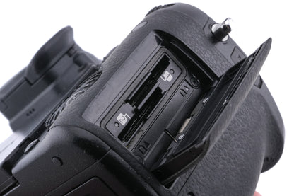 Panasonic Lumix DC-GH5