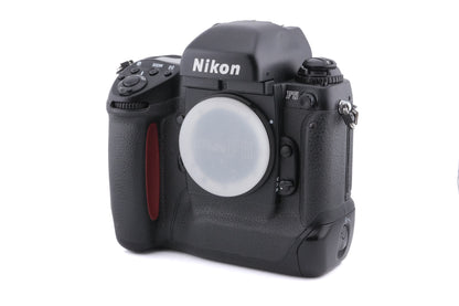 Nikon F5
