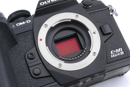 Olympus OM-D E-M1 Mark III