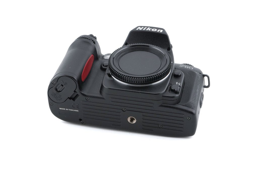 Nikon F80