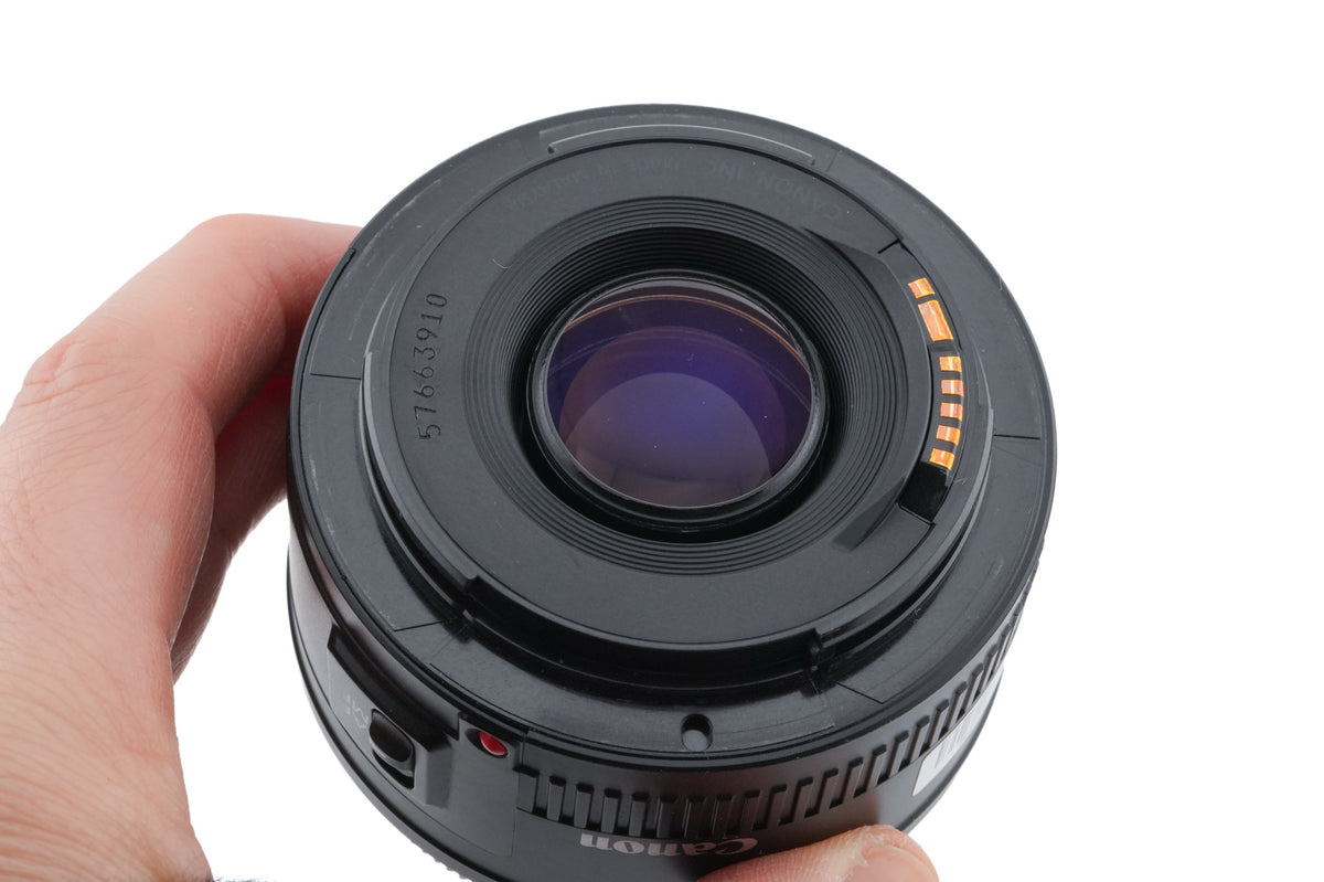 Canon 50mm f1.8 II