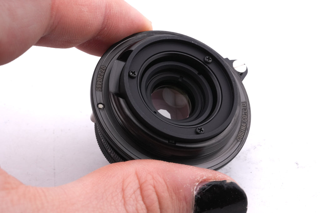 Voigtländer 40mm f2.8 Heliar Aspherical L