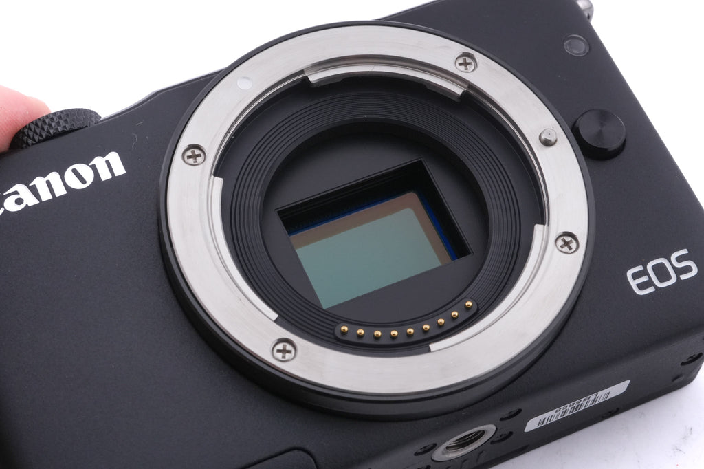 Canon EOS M10