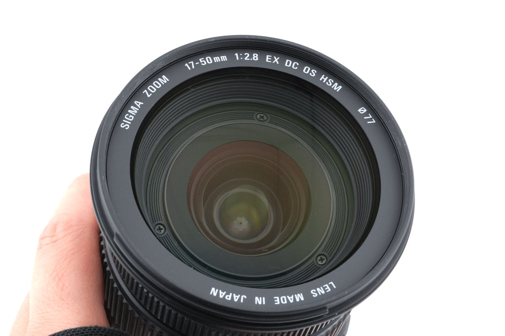 Sigma 17-50mm f2.8 EX DC OS HSM