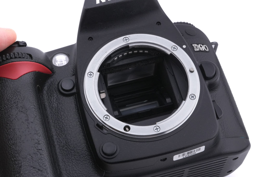 Nikon D90